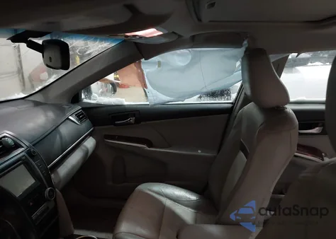 2012 Toyota Camry Xle z USA, uszkodzony, nr VIN 4T4BF1FKXCR223540